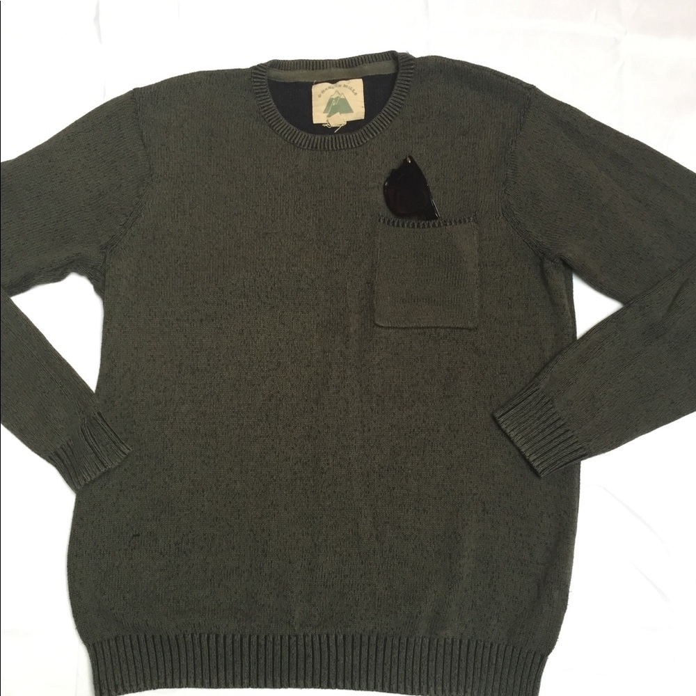 Men sweater 💪🏽 - Picture 2 of 3